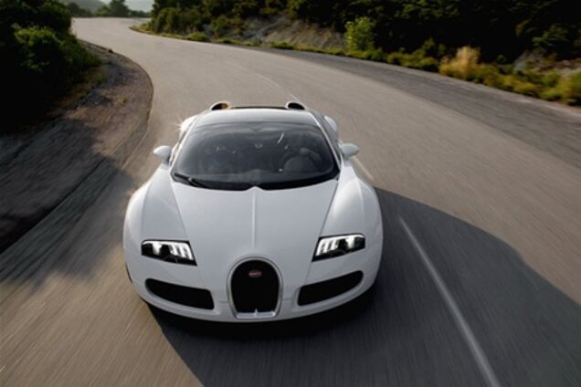 Первый серийный Bugatti Veyron Grand Sport попал в ДТП во Франции