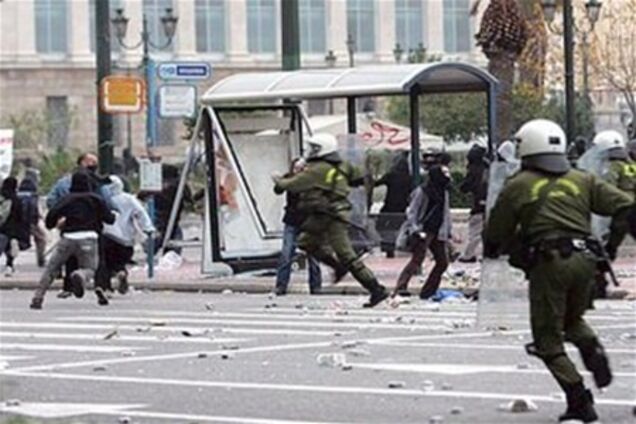 В Сирии убиты более 100 демонстрантов, среди жертв есть дети