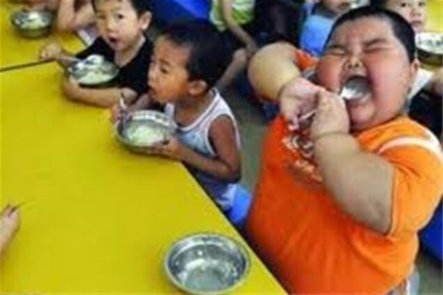 Трирічний 'крихітка' важить 57 кг