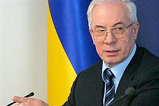 Азаров: ціни на бензин залежатимуть від видобутку вітчизняної нафти