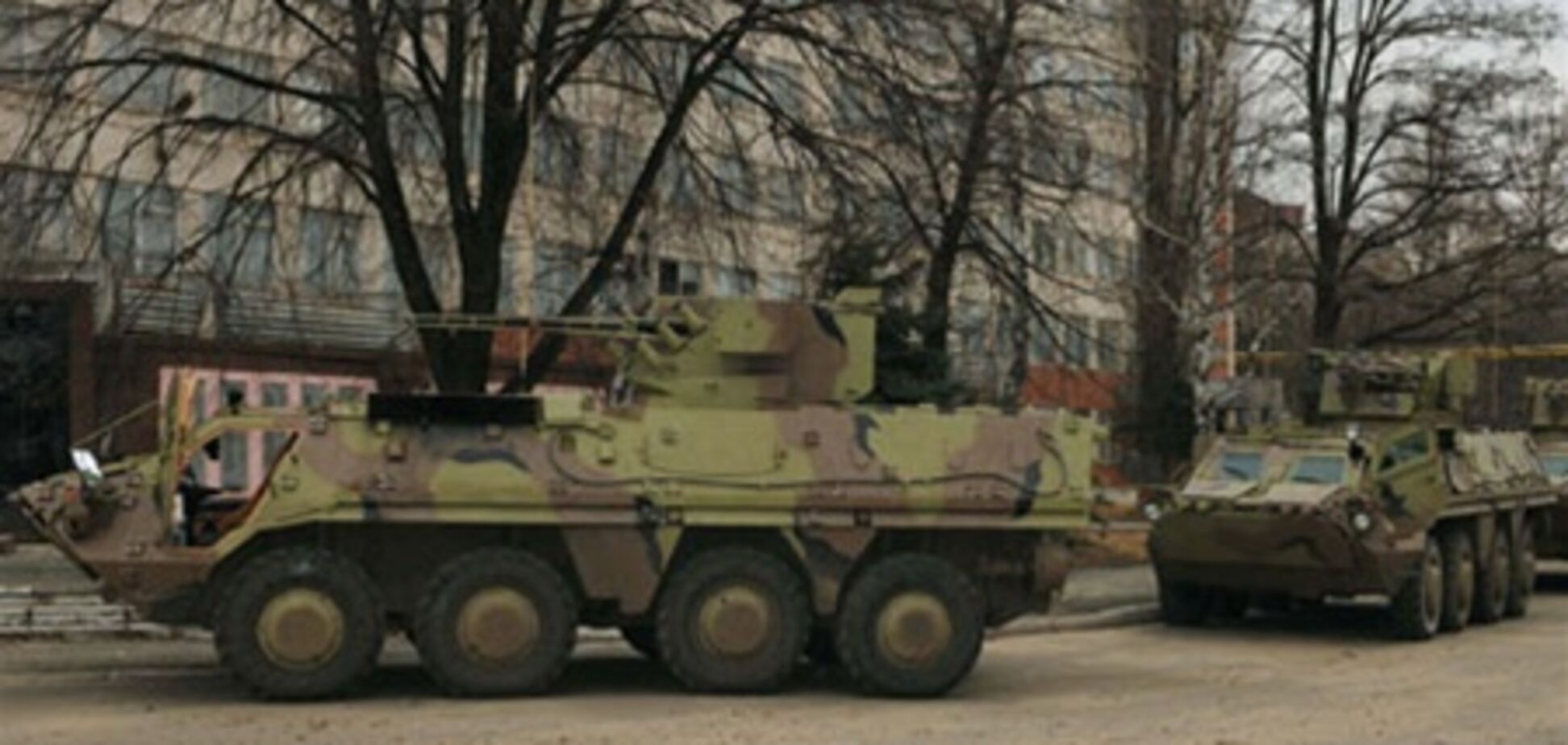 Сдана первая партия БТР-4 «иракского» контракта