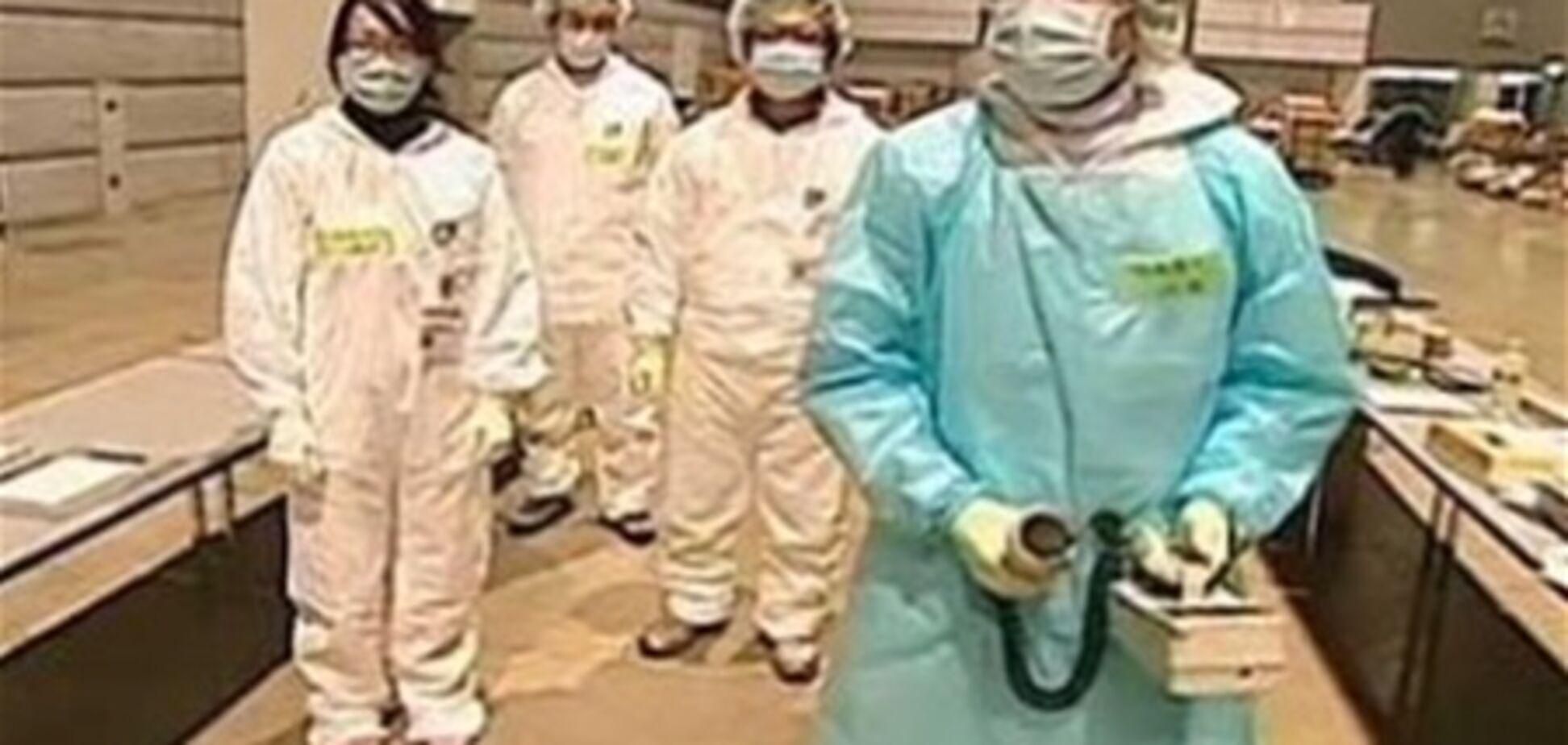 Уровень радиации на 'Фукусиме' в 10 тысяч раз превысила норму. В стране паника