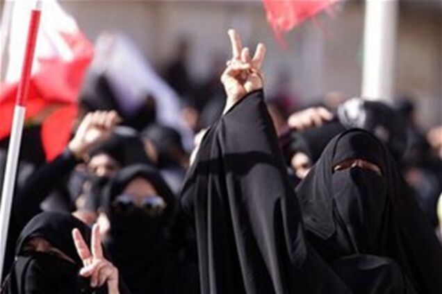 Власти Бахрейна расстреляли демонстрантов из пулеметов