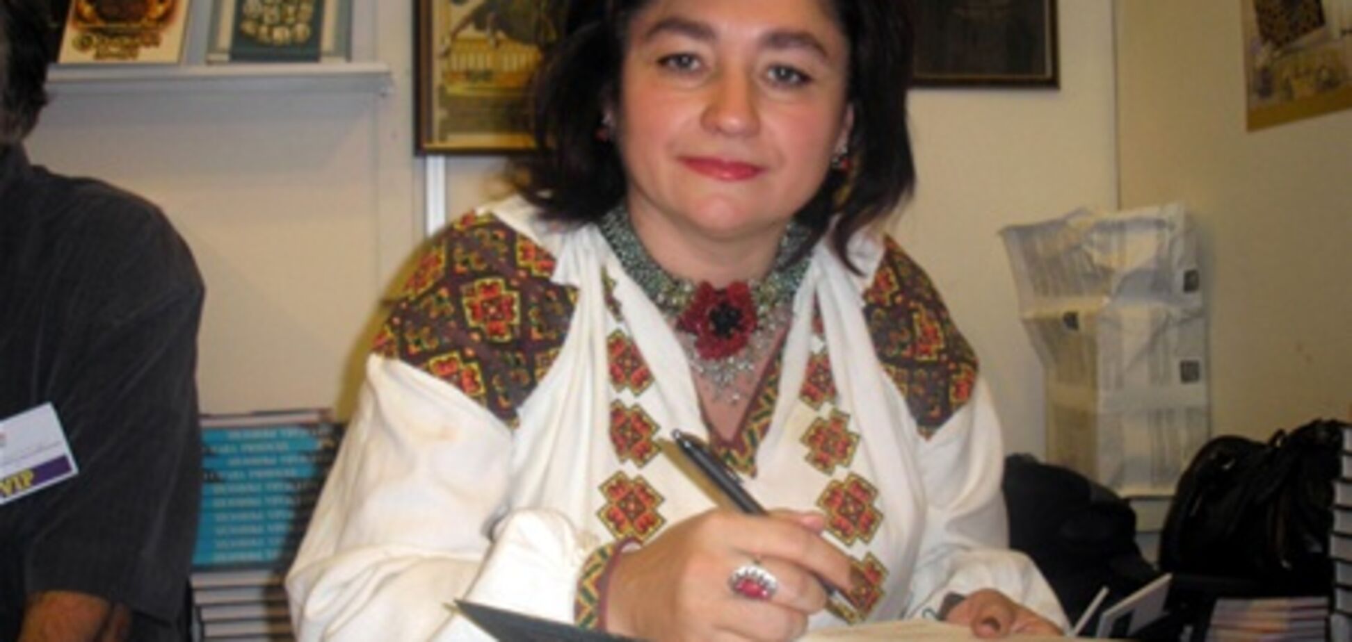 Матіос: Я би заклеїла скотчем роти більшості наших політиків