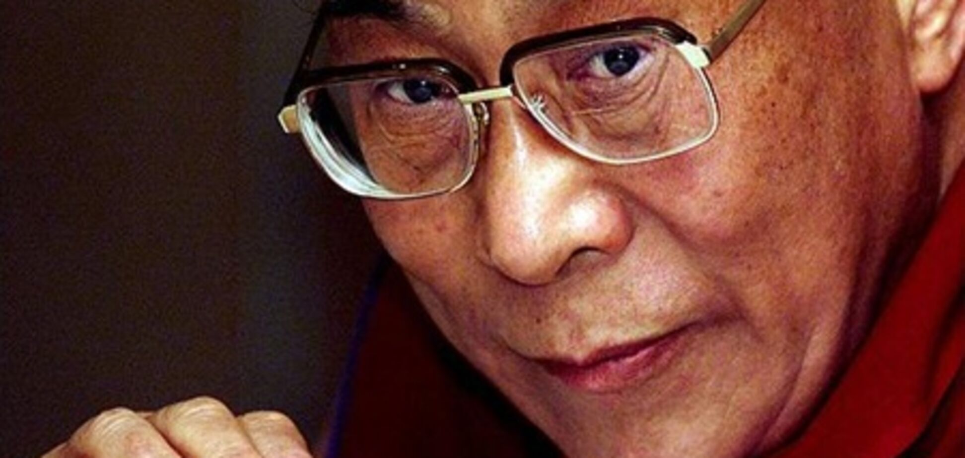 Тибетский парламент одобрил отказ Далай-ламы от политических полномочий
