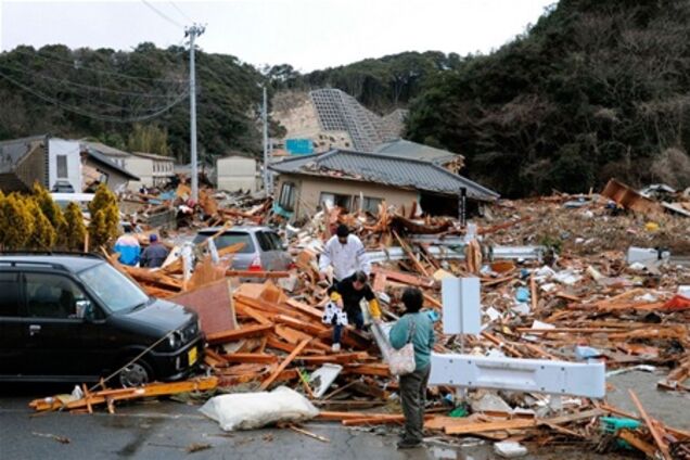 Землетрясение в Японии: число жертв и пропавших без вести достигло 28 тысяч человек