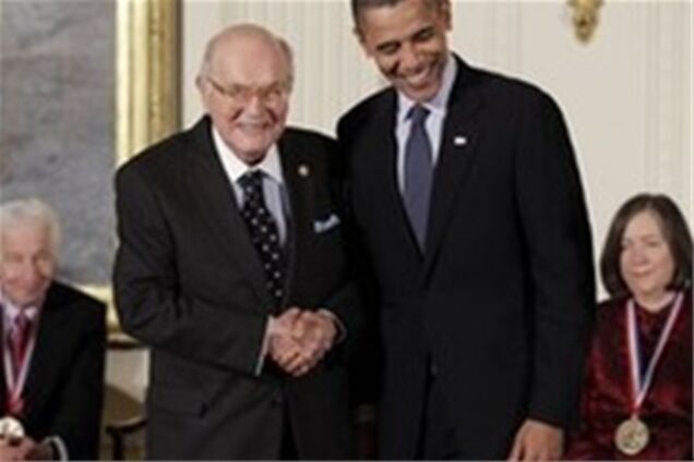 Помер винахідник суперклею