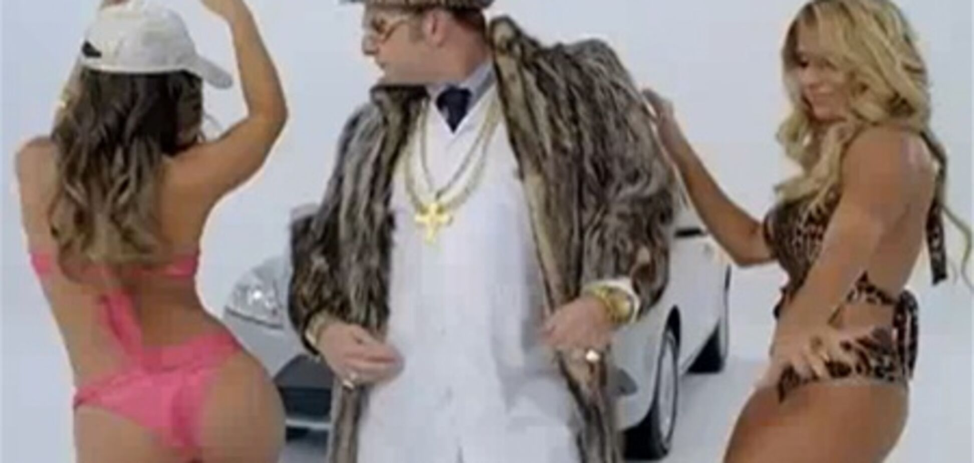 Бразильский ”Потап” рекламирует Nissan