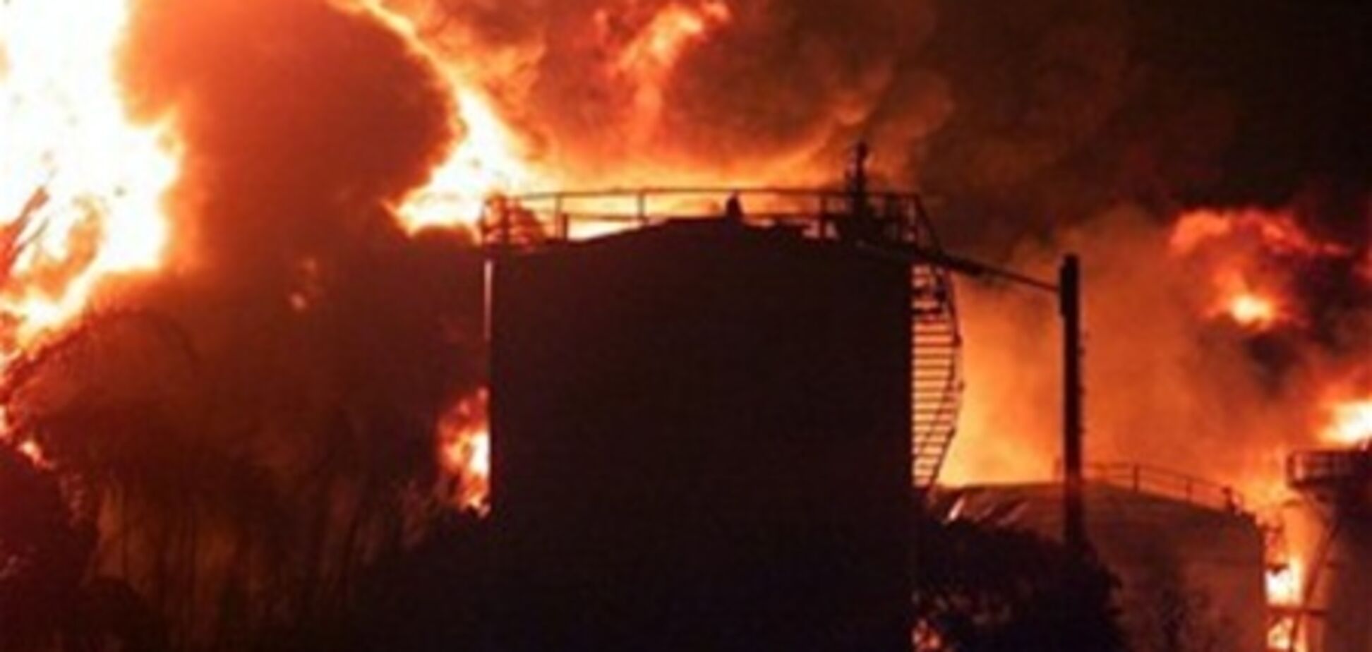 У Німеччині вибухнув танкер з 900 000 літрів бензину