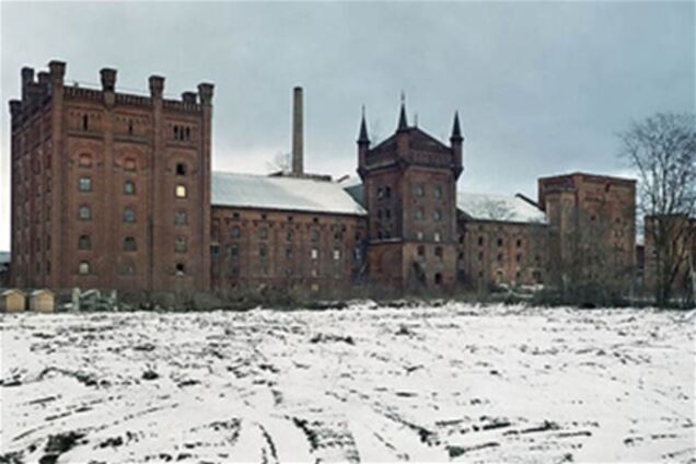 Занедбані промислові будівлі Східній Німеччині