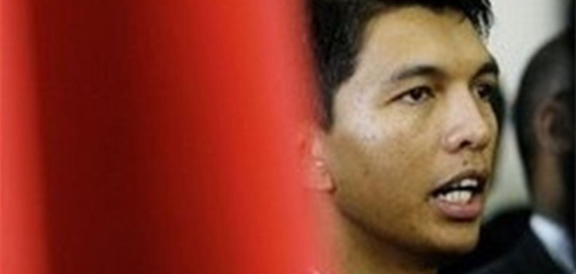 Под автомобилем президента Мадагаскара взорвалась бомба