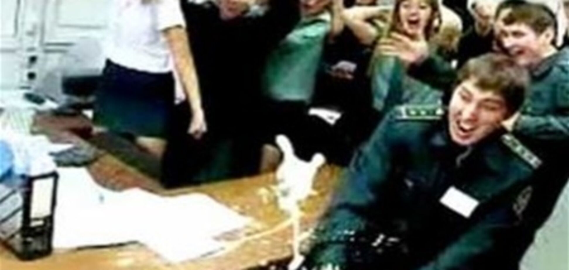 Таможенников Владивостока наказали за скандальный видеоклип. Видео