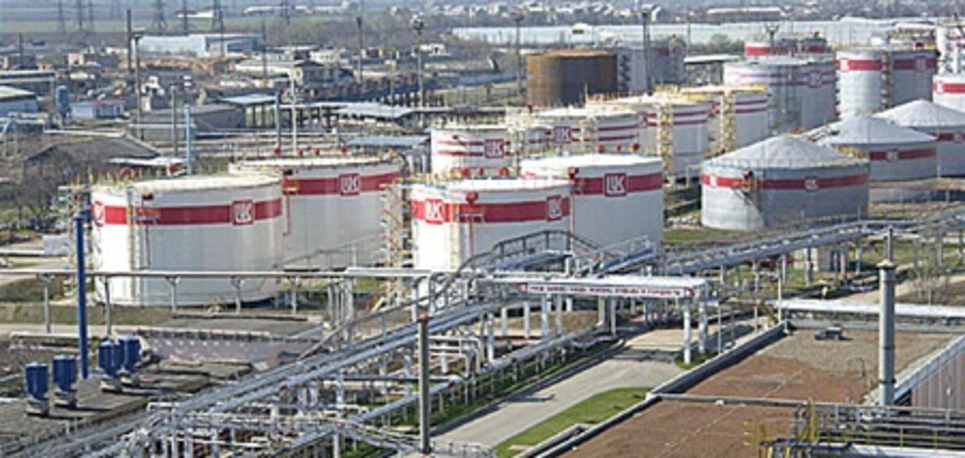 Кабмін і українські нафтотрейдери підписали меморандум про співпрацю