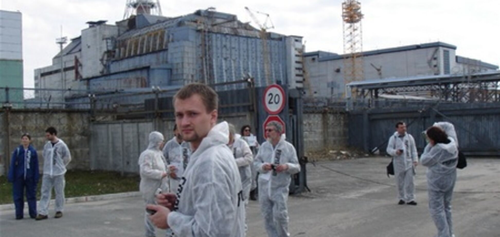 Le Figaro: Чернобыль – 25 лет спустя дозиметр зашкаливает 