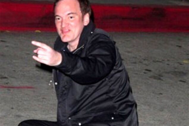Пьяный Квентин Тарантино упал на улице