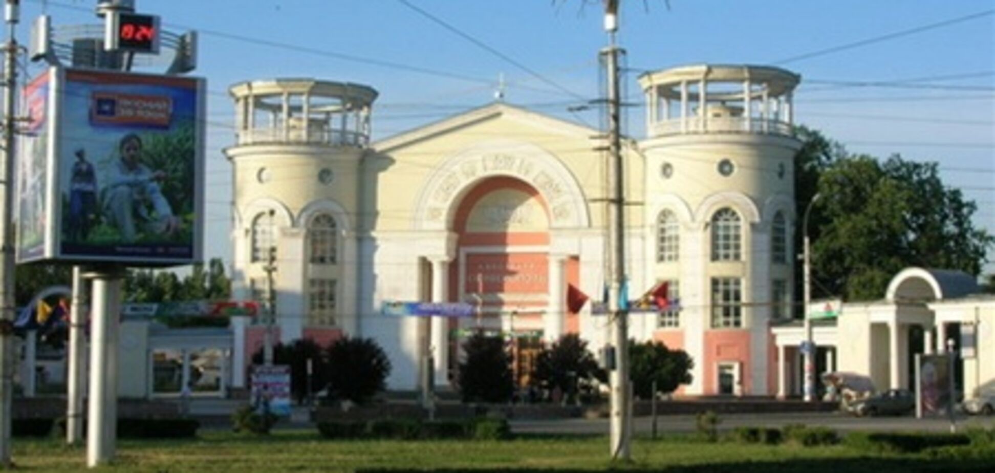 В Симферополе могут выставить землю под 'самозахватами' на аукцион