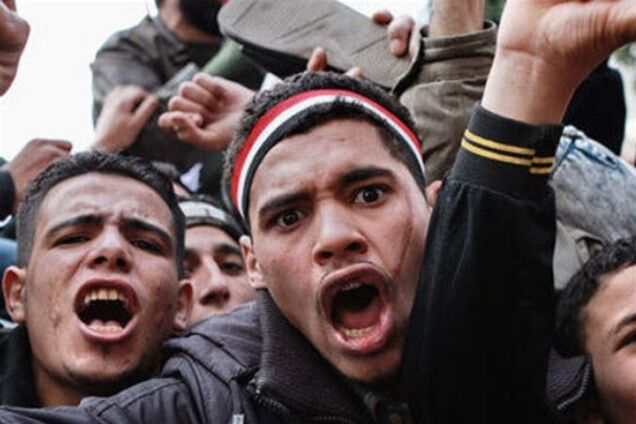 В Триполи начались антиправительственные протесты