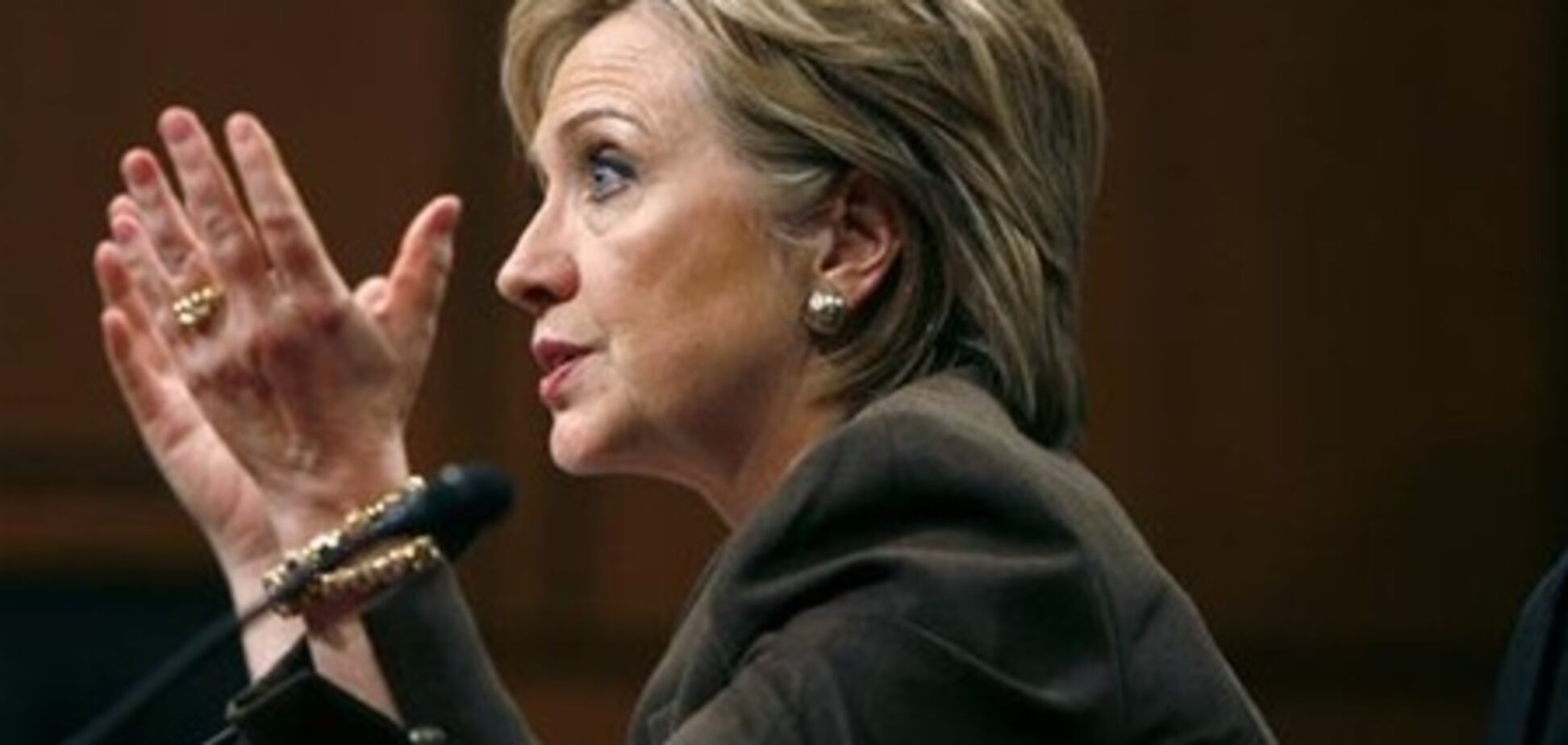 Росія вимагатиме пояснень у Клінтон