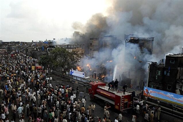 В Индии сгорели 2 тысячи хижин 'трущобных миллионеров'