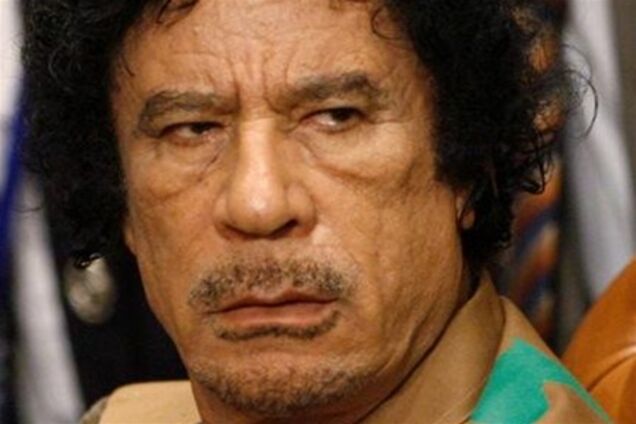 Тысячи демонстрантов вышли поддержать Каддафи