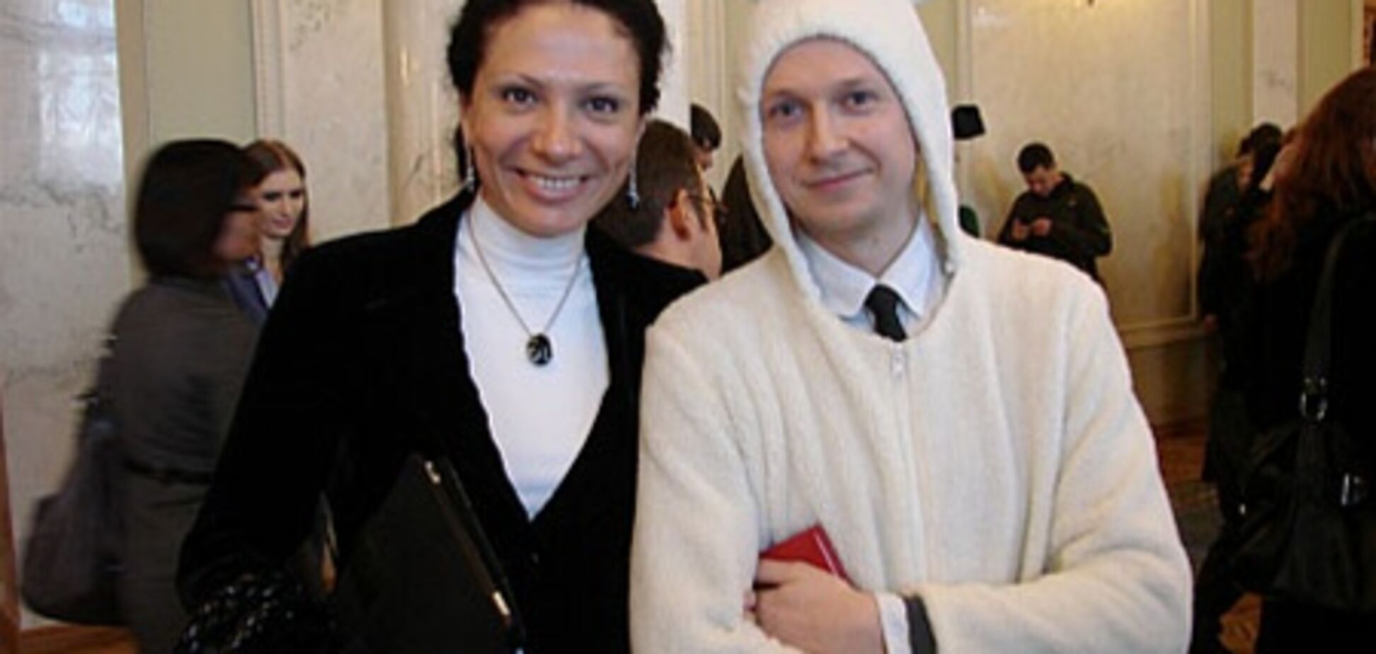 І словом, і ділом