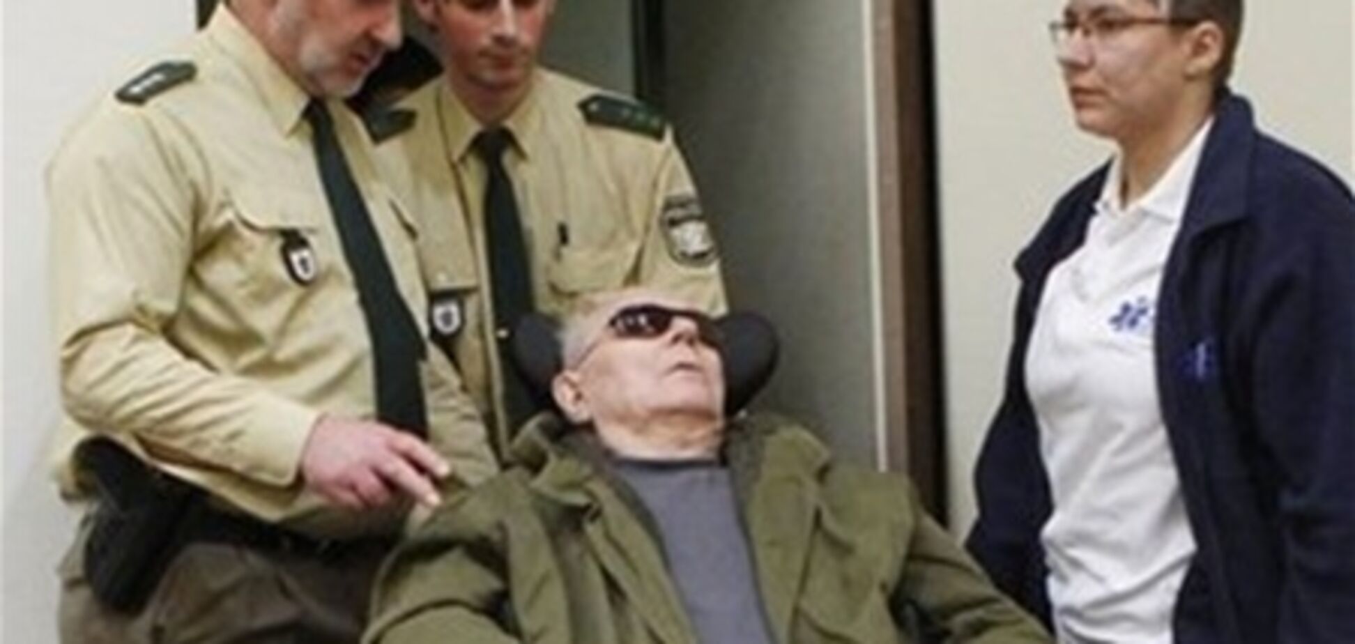 Тягнибок зустрівся з адвокатом Дем'янюка, обвинуваченого в пособництві нацистам