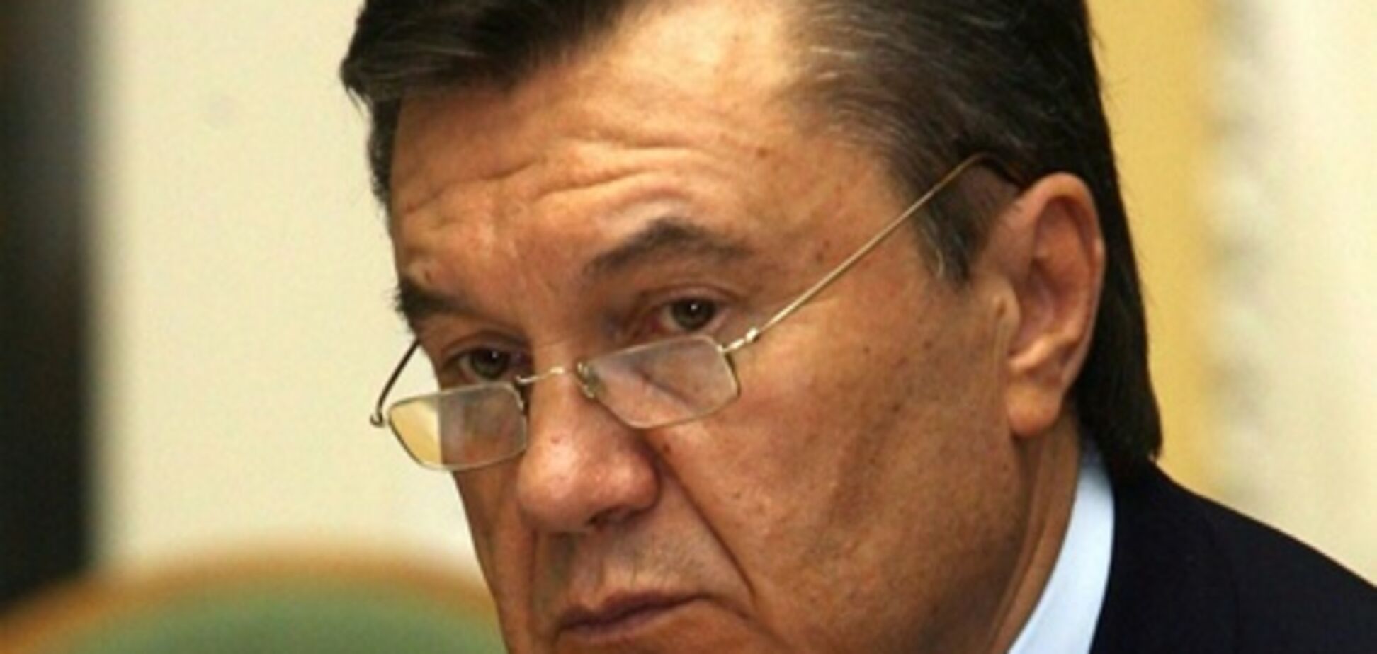 Шкляр залишиться без премії, тому що Януковичу дорожче Табачник