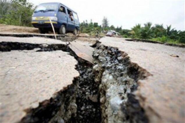 Мощное землетрясение произошло близ восточных берегов Японии
