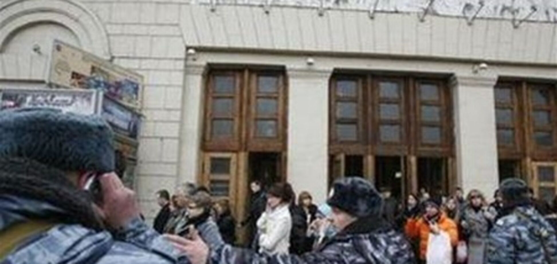 Теракт в московском метро: ищут студентку МГУ