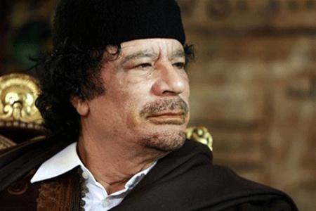 Войска Каддафи взорвали нефтехранилища на востоке Ливии