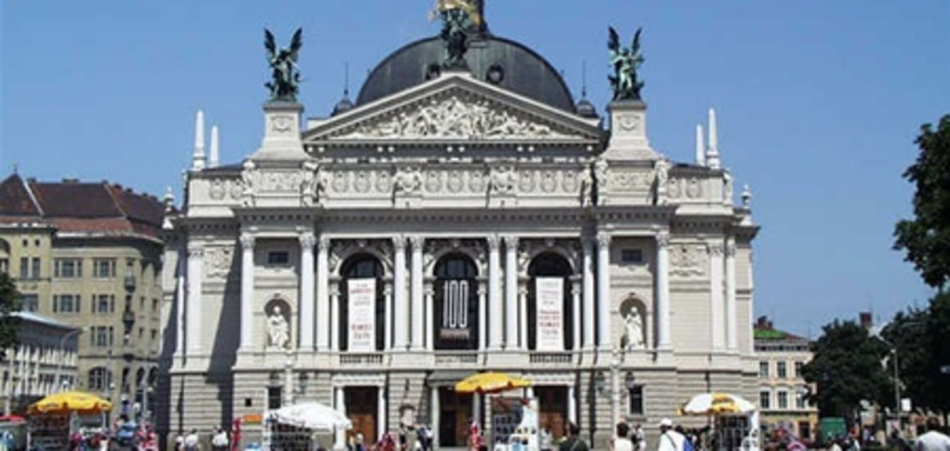 Во Львове кафе оштрафовали на $200 за русскоязычную вывеску