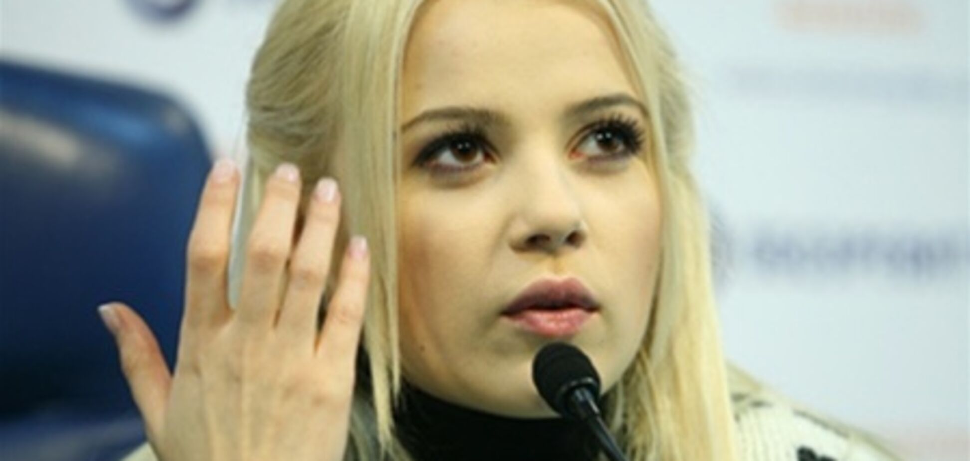 Мика Ньютон пожелала читателям ОБОЗа здоровья