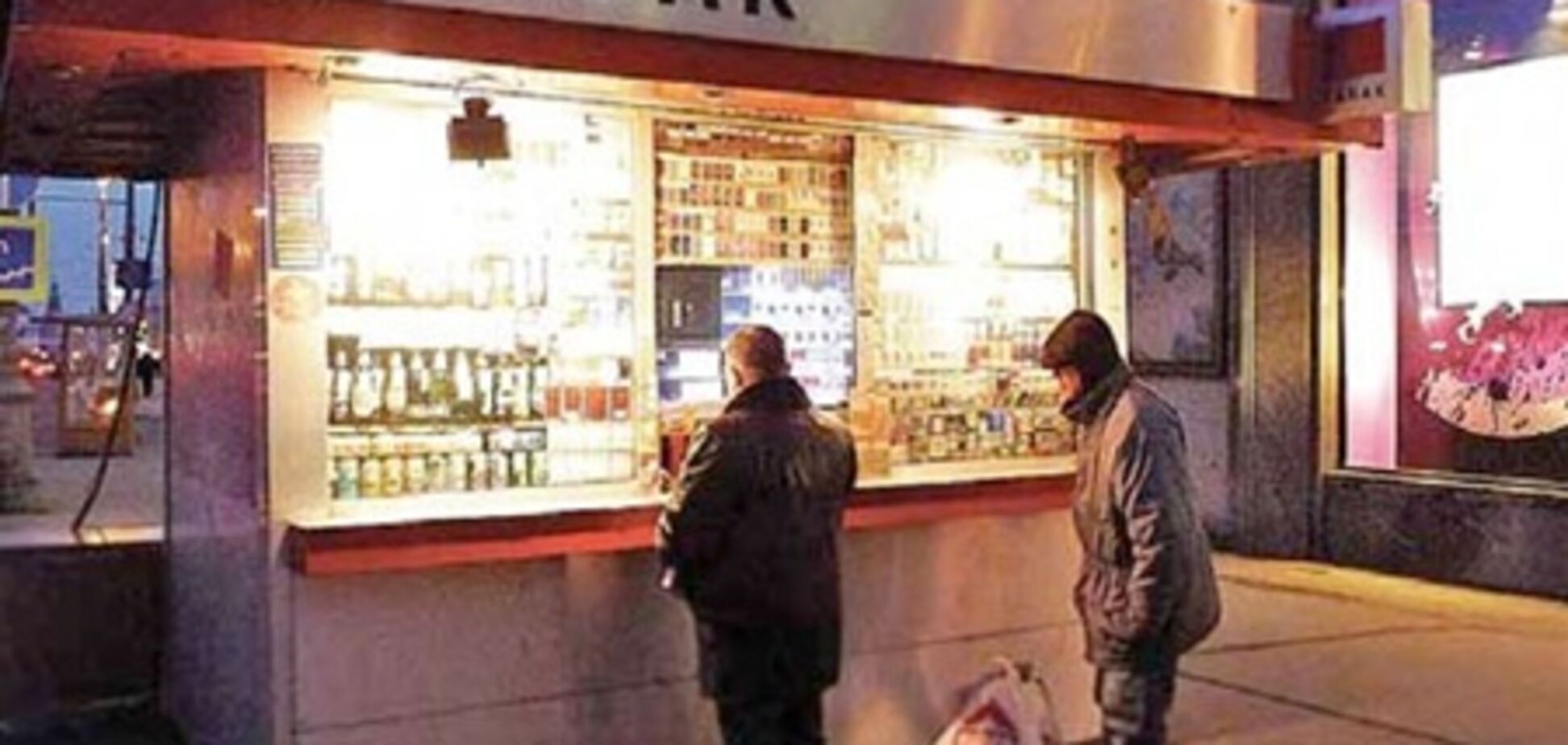 Луцьк. У міськраді досі радяться, чи продавати пиво вночі