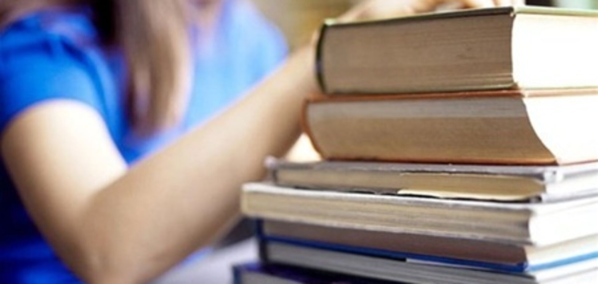 ВНЗ розсилають випускникам листи з вимогою повернути державі гроші