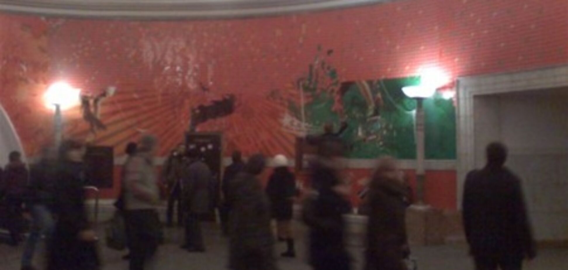 Ситуация в метро 'Университет'. Бомба или муляж?