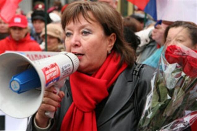 Витренко полетела в Ливию спасать Каддафи