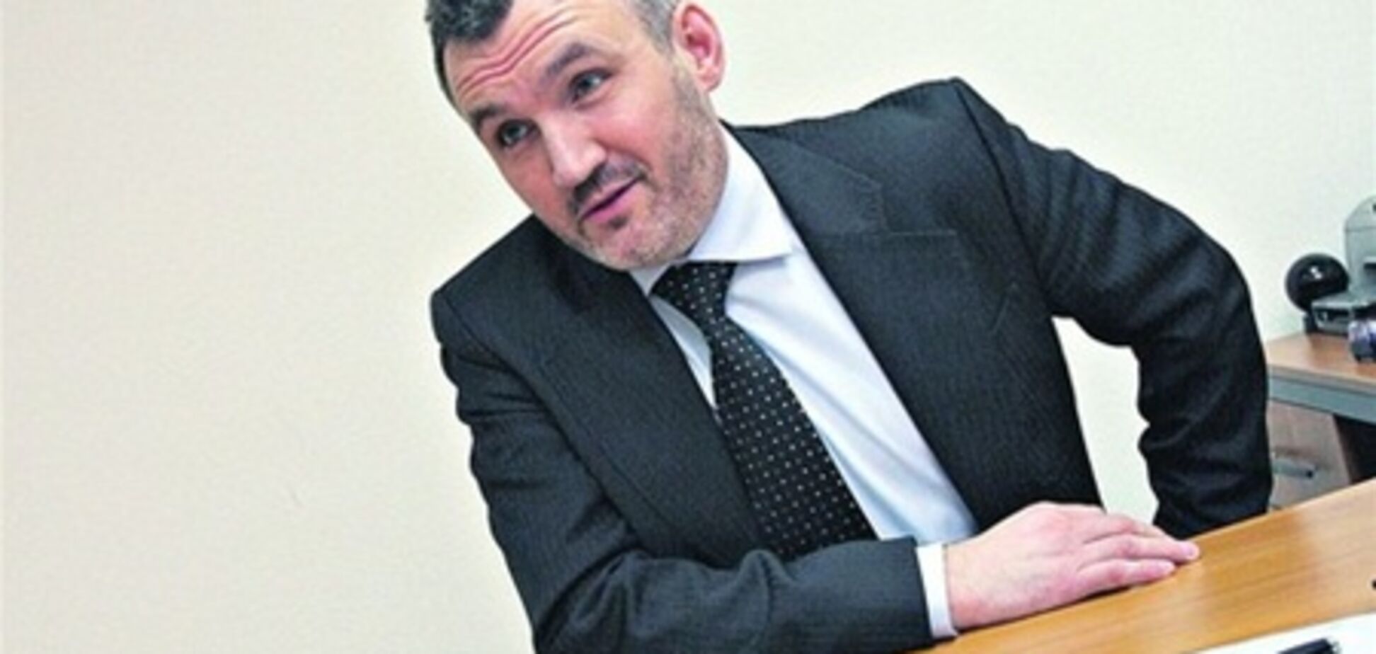 Киев требует от России новую цену газа, угрожая Кремлю судом