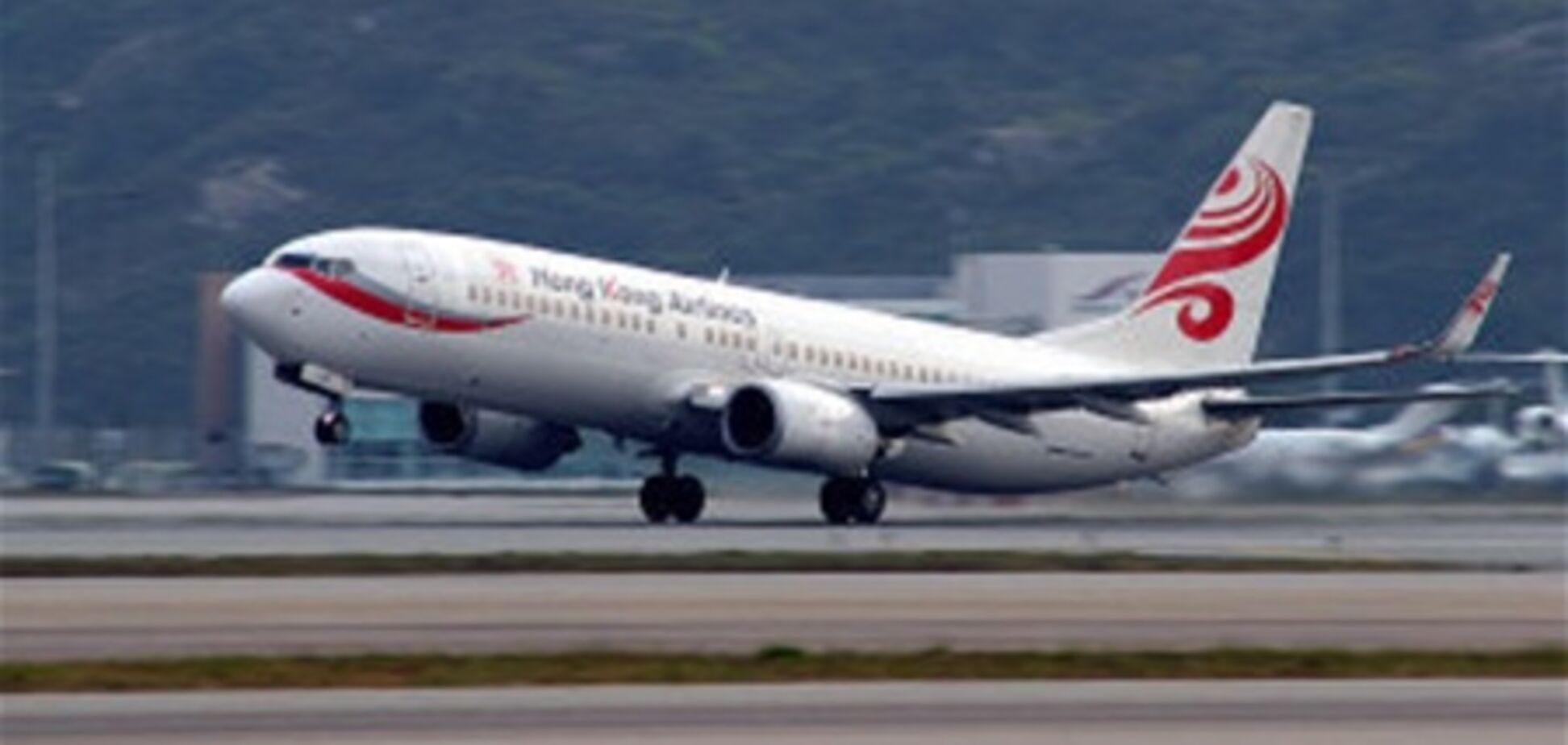 Авиалинии начинают направлять бортпроводников на обязательные курсы кунг-фу