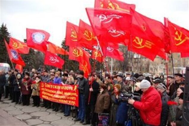Суд разрешил активистам 'Русского единства' провести 9 мая марш во Львове