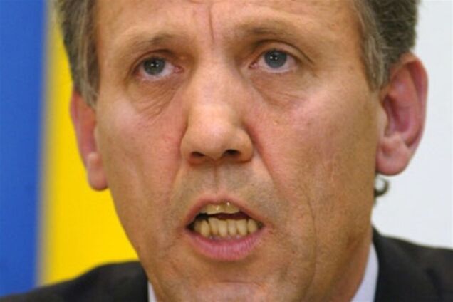 У Януковича ответили России на 'оранжевую болезнь'