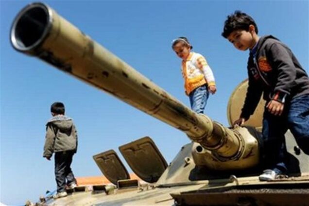 США виділили лівійським повстанцям $ 25 мільйонів