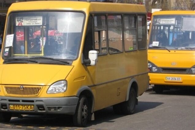 За підвищення цін на маршрутки АМКУ позбавить їх права на перевезення