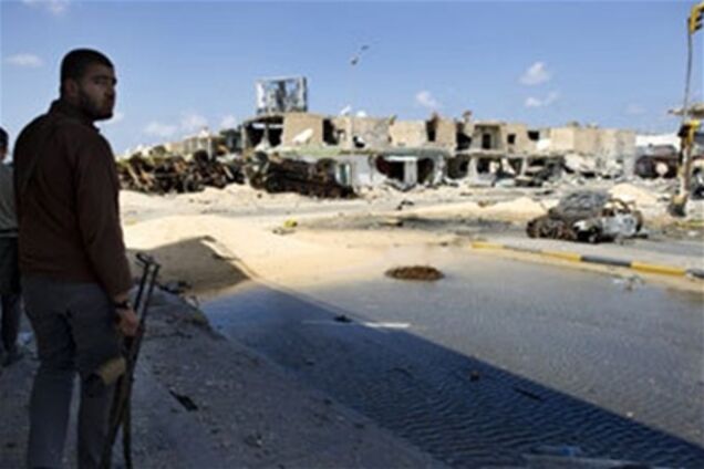 Українця в Лівії вбило снарядом, його дружині відірвало ноги