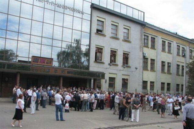 В Харькове для выдачи зарплаты продают цеха, столовые и целые учебные корпуса