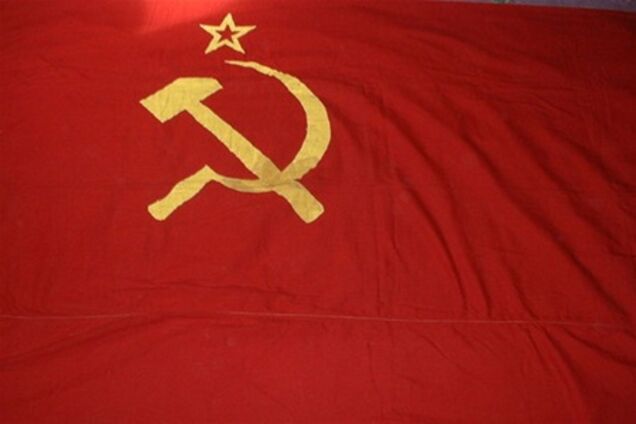 'Свобода' не допустит 'кровавых знамен' на День Победы