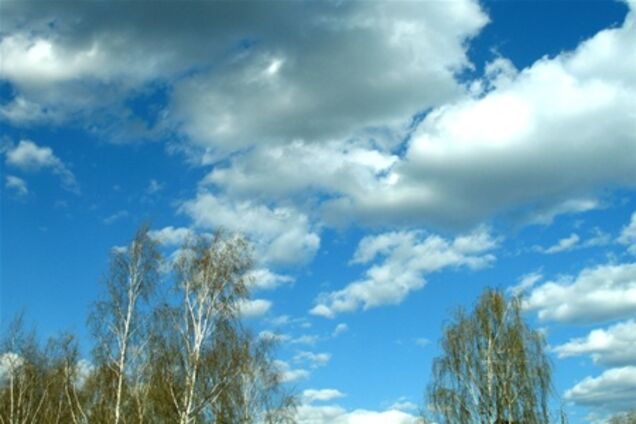 В Україні очікується тепла погода з дощами