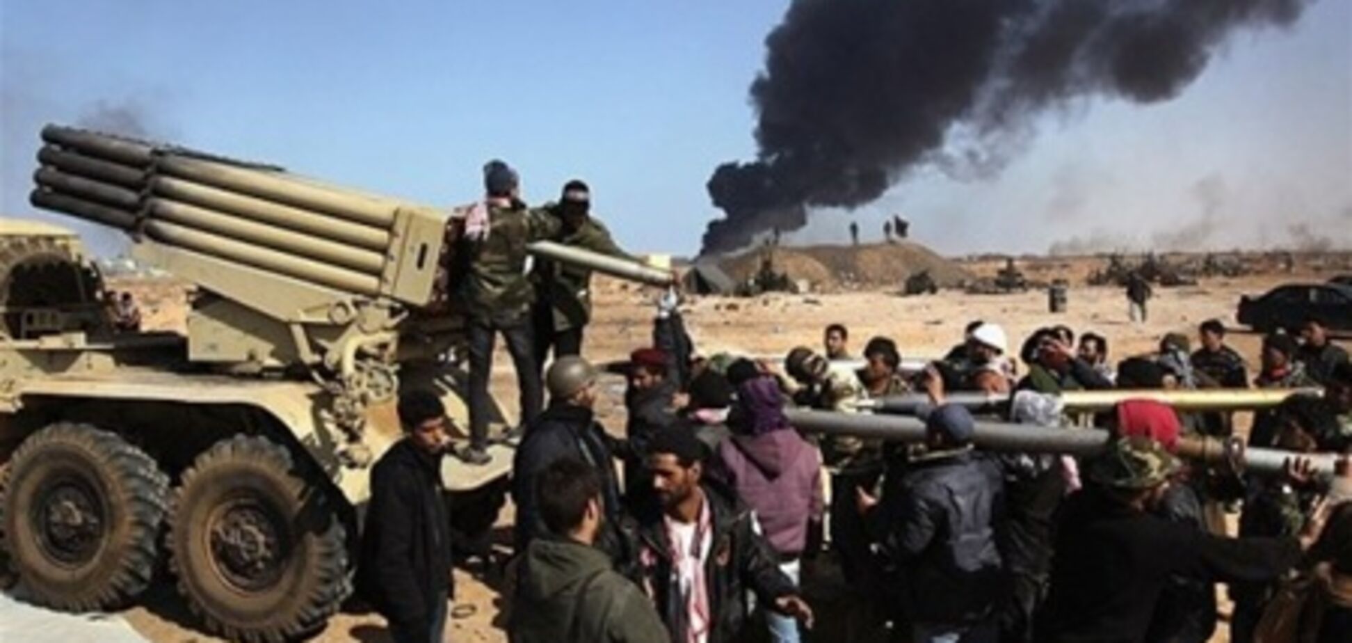 Армия Каддафи обстреляла город Зинтан ракетами 'Град'