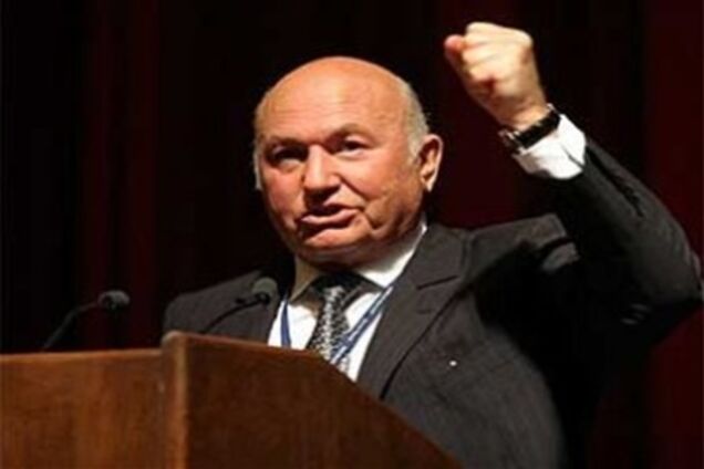 Лужкову предложили новую работу