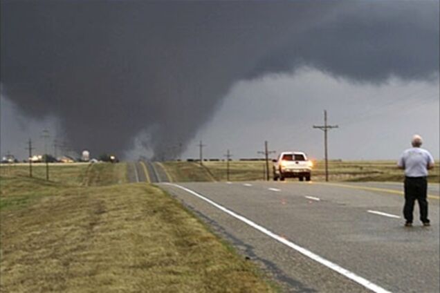 Торнадо в США зупинив АЕС