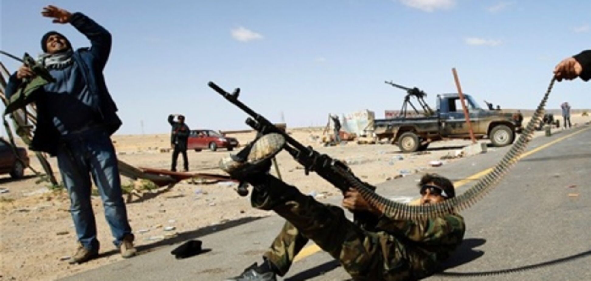 Сторонников Муаммара Каддафи выбили из Туниса